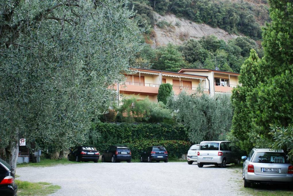 Apartament Luna Wifi Free - Malcesine Exterior foto